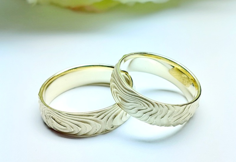 Trauringe schlicht minimalistisch